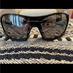 Womens black oakleys hijinx